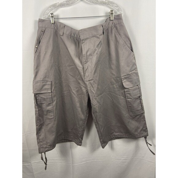 Men’s Big And Tall BTL Gray Cargo Shorts Sz 44 Button Missing Pockets Ties - Picture 1 of 16